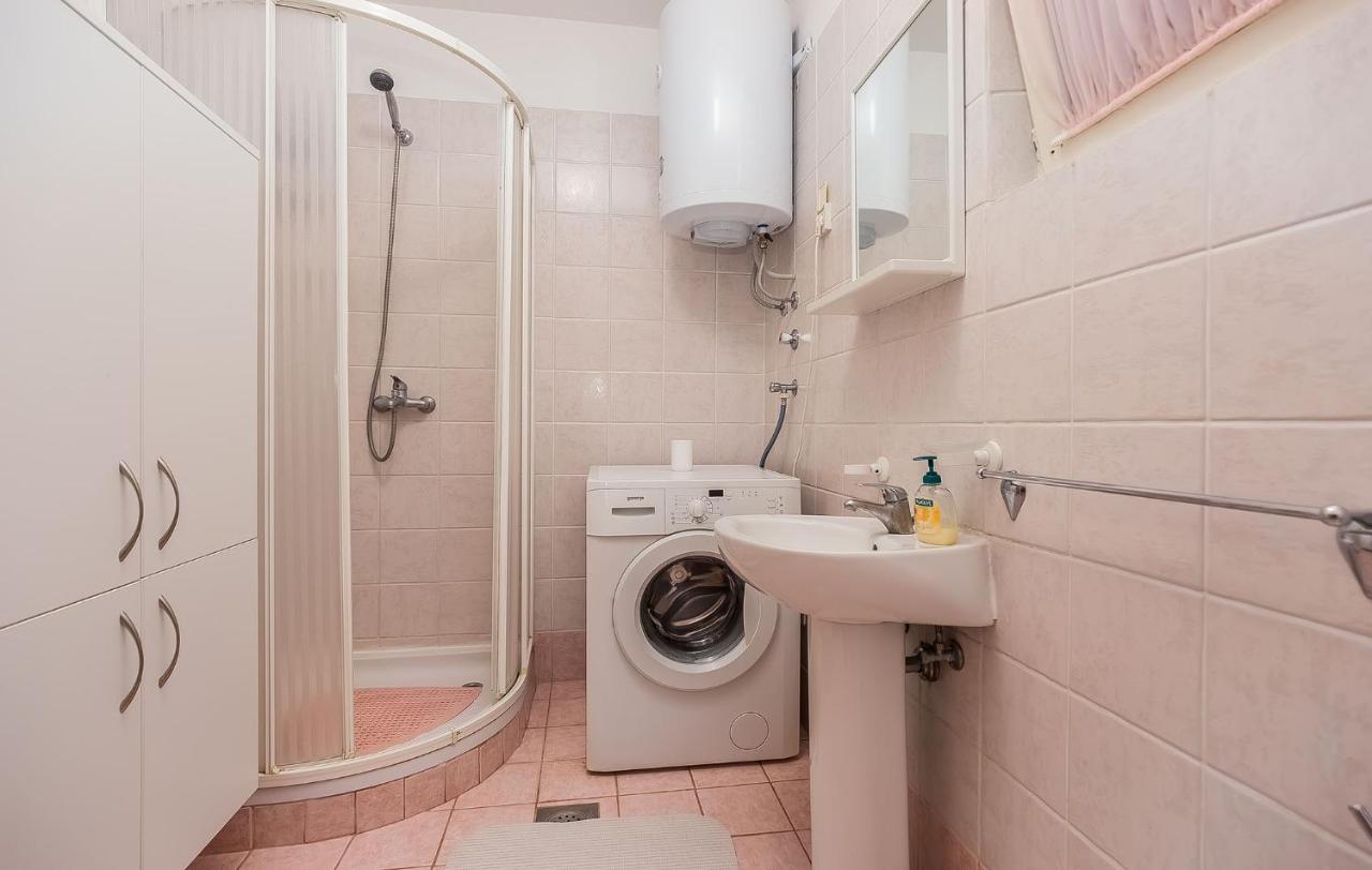 Mila Apartmán Porec
